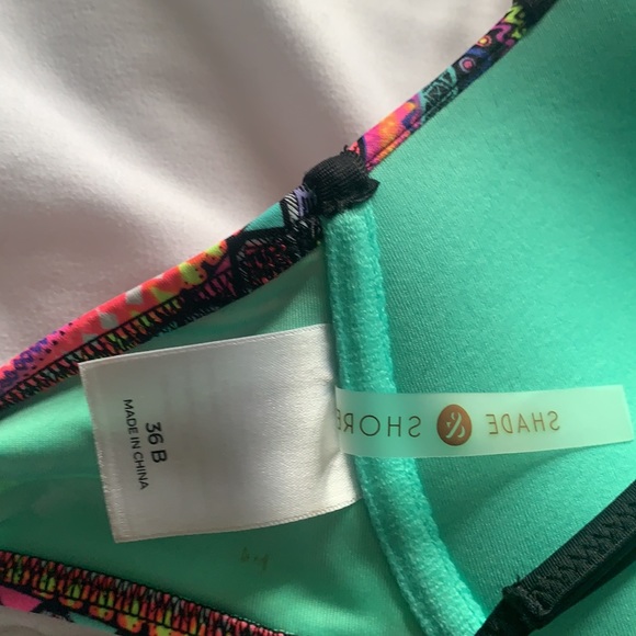 patterned bikini top 36B - Picture 3 of 3